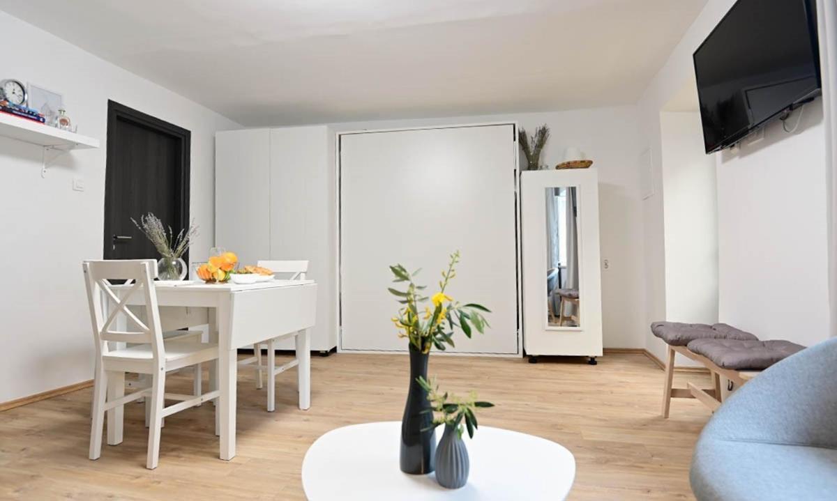 Apartment D & L Dobrinj