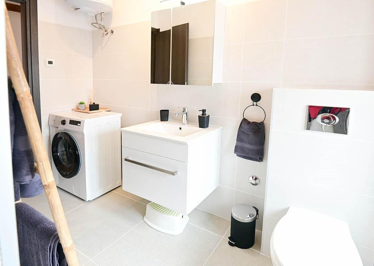 D & L Apartman Dobrinj